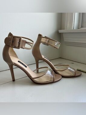 Nine West cream heels, 9.5